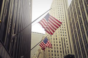 duas-bandeiras-americanas